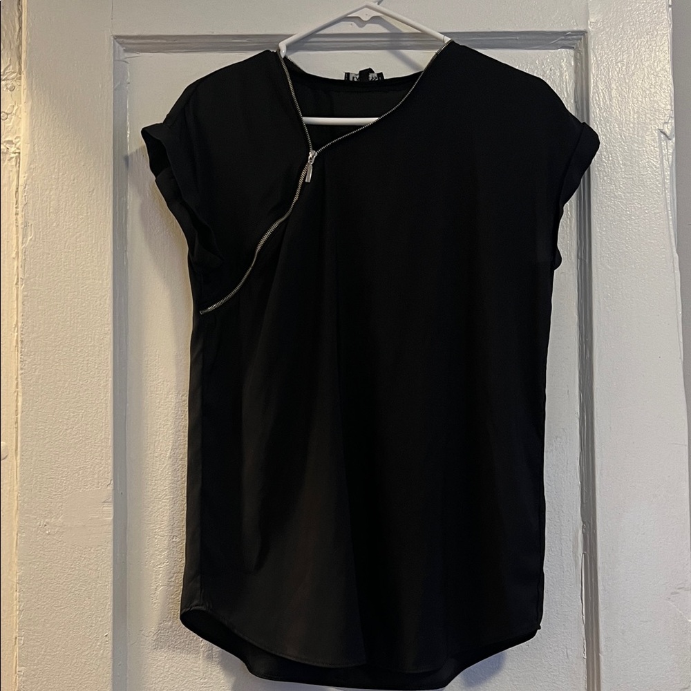 Express Black Blouse with Silver Zipper Accent